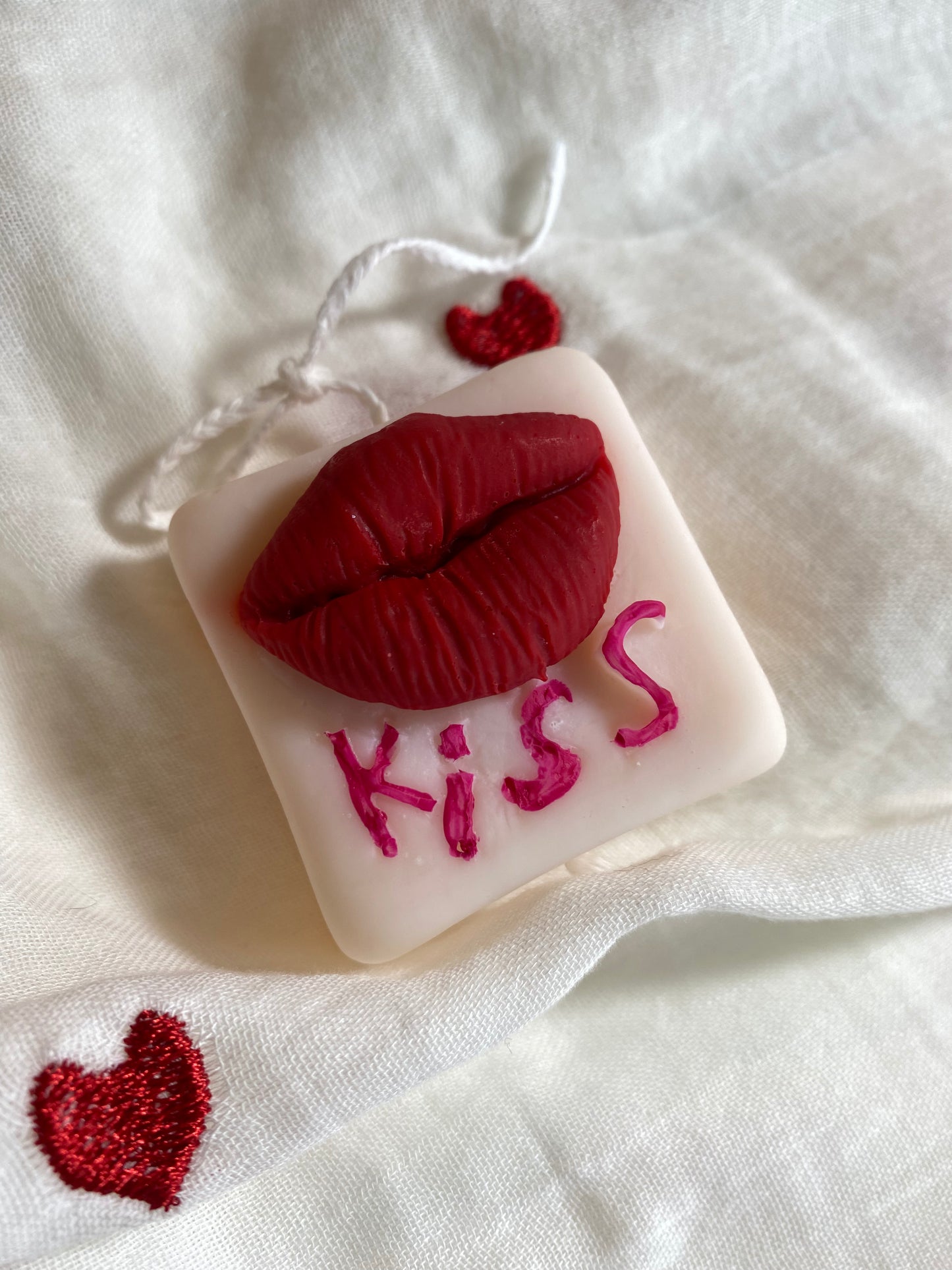 Candela “Kiss”